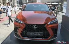 2021 Lexus NX 450h+ (309 bg) Plug-in Hybrid e-Four e-CVT 3