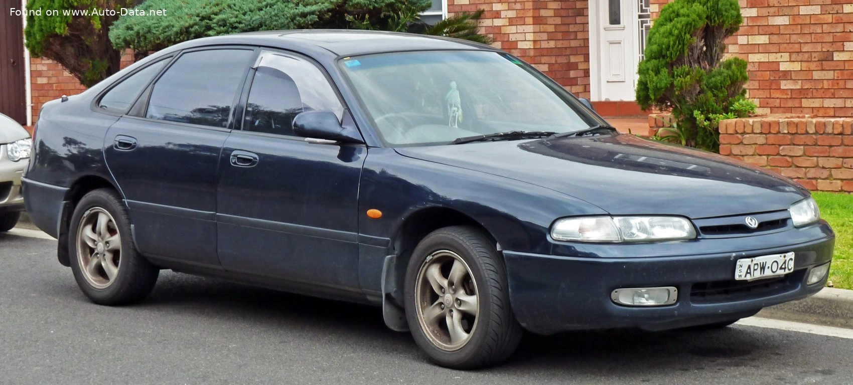 1991 Mazda 626 2.0i (115 bg)