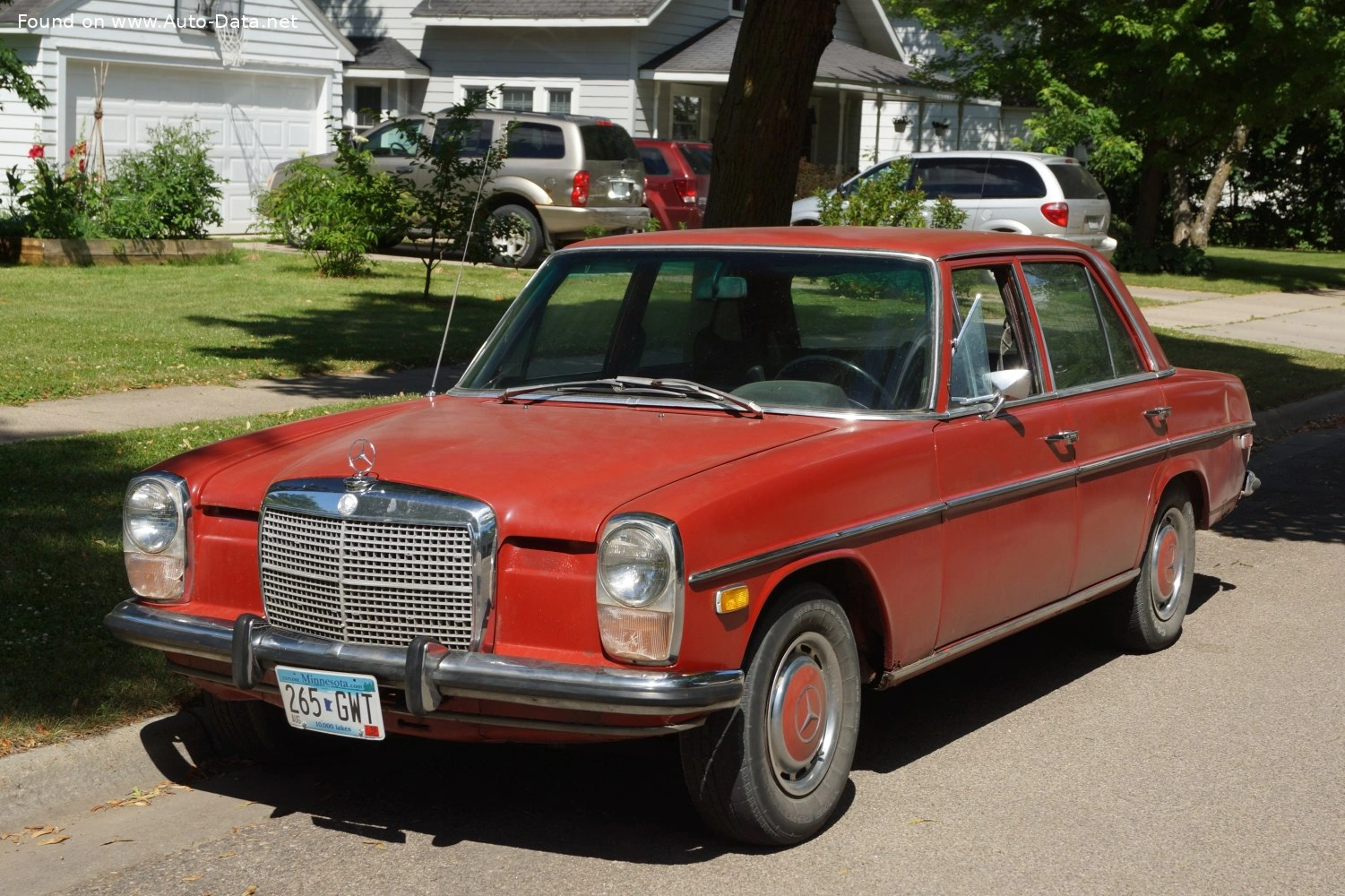 1967 Mercedes-Benz /8 200 D/8 (55 bg) Automatic