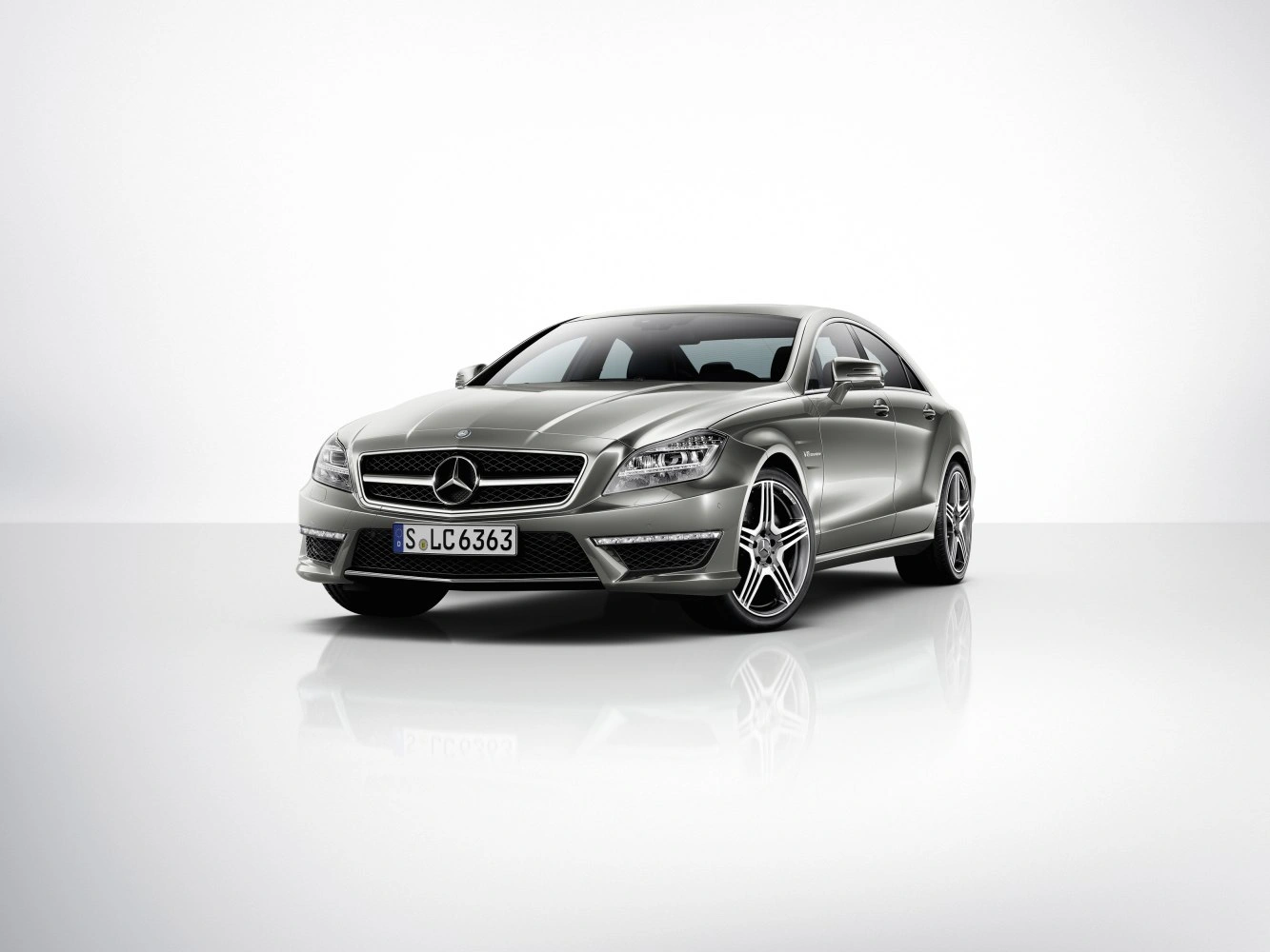 2010 Mercedes-Benz CLS CLS 550 V8 (402 bg) 7G-TRONIC PLUS