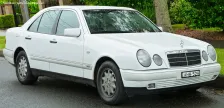 Mercedes-Benz E 200 (136 bg) Automatic (1994)