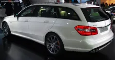 Mercedes-Benz E 500 BlueEFFICIENCY V8 (408 bg) 7G-TRONIC PLUS (2009)
