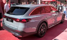 2023 Mercedes-Benz E-Serisi E 450d (367 bg) Mild Hybrid 4MATIC 9G-TRONIC 7