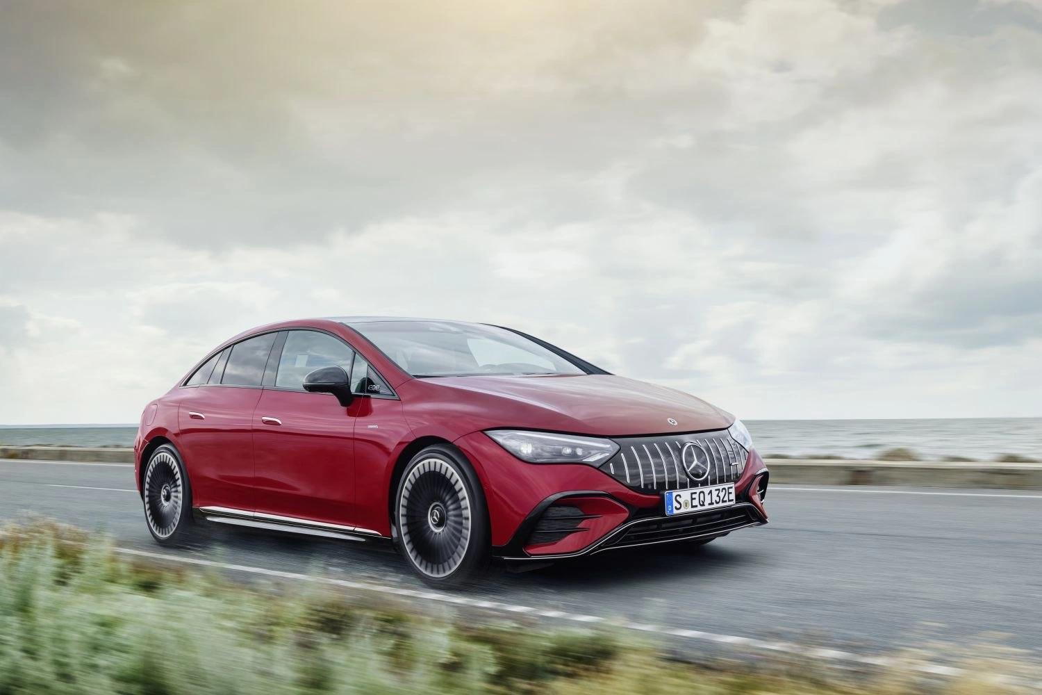 2022 Mercedes-Benz EQE EQE 500 100 kWh (408 bg) 4MATIC