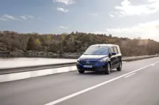 2023 Mercedes-Benz EQT EQT 200 48 kWh (122 bg) 2