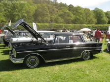Mercedes-Benz 300 SE (160 bg) Automatic (1961)