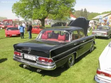 Mercedes-Benz 300 SE (170 bg) Automatic (1961)