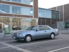 1987 Mercedes-Benz W124 230 CE (132 bg) Automatic 4
