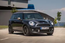 Mini 2.0d (190 bg) (2015)