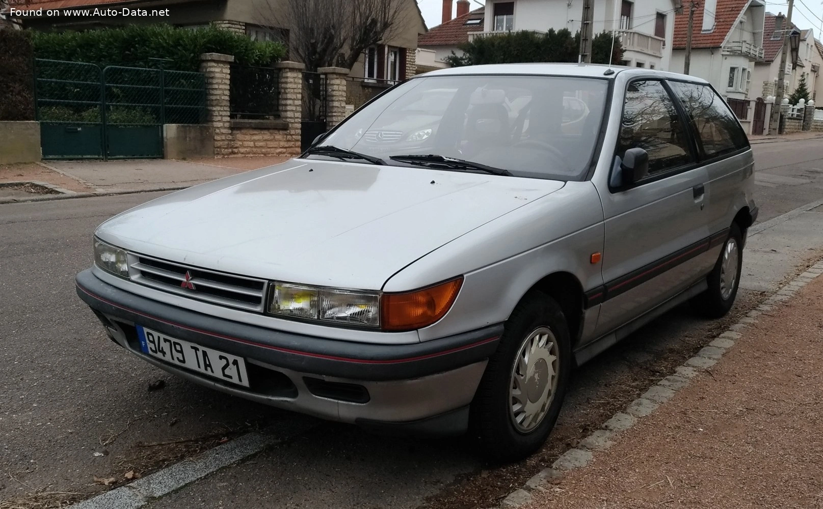 1988 Mitsubishi Colt 1.3 GL (60 bg)