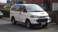 1993 Mitsubishi Delica 2.4 4WD (126 bg) 1