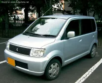 Mitsubishi 0.7 i 12V (50 bg) (2001)