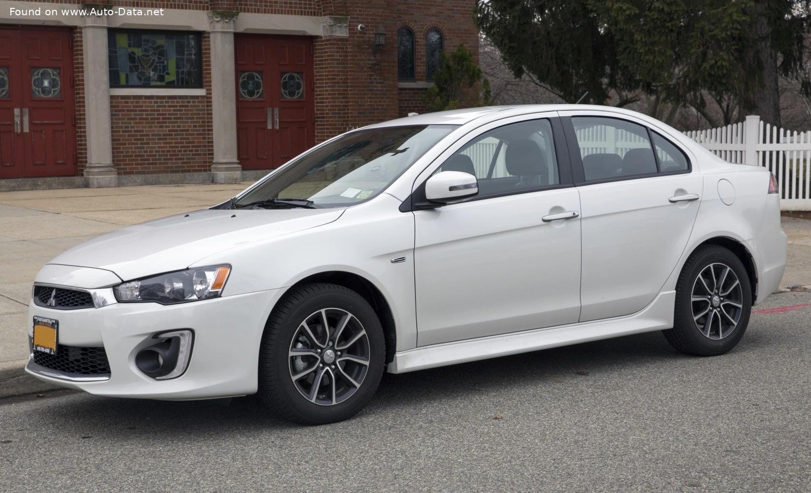 2015 Mitsubishi Lancer 2.4 (168 bg)