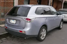 2012 Mitsubishi Outlander 2.0 MIVEC (150 bg) 2WD 8