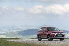 Mitsubishi 2.2 DI-D (150 bg) 4WD Automatic (2015)