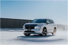 2024 Mitsubishi Outlander 2.4 MIVEC (306 bg) Plug-in Hybrid 4WD Automatic 2