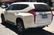 Mitsubishi 3.0 V6 MIVEC (209 bg) 4WD Automatic (2016)