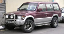 1990 Mitsubishi Pajero 3.0 i V6 24V (181 bg) 3