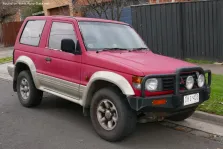 1990 Mitsubishi Pajero 3.5 i V6 24V GDI (245 bg) 5