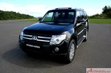 2006 Mitsubishi Pajero 3.2 Di-DC (165 bg) Automatic 3-doors 8