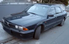 1990 Mitsubishi Sigma 3.0 V6 (177 bg) Automatic 1