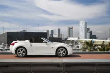 2009 Nissan 370Z 3.7 V6 (328 bg) Automatic 3