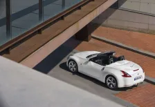 2009 Nissan 370Z 3.7 V6 (328 bg) Automatic 8