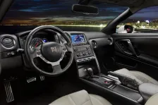 2010 Nissan GT-R 3.8 V6 (530 bg) AWD DCT 2