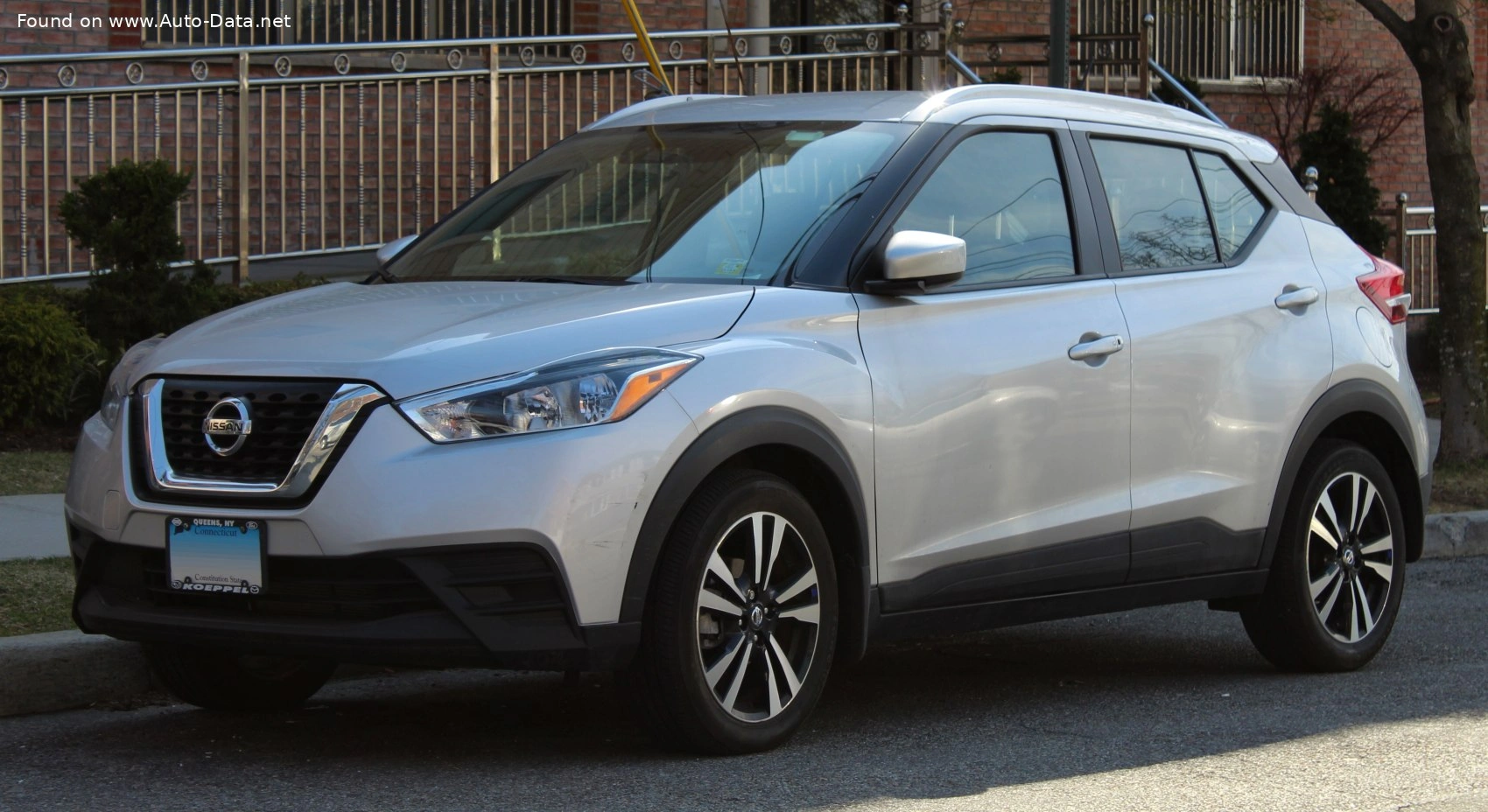 Nissan Kicks Kicks (P15, USA)