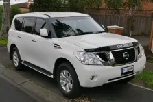Nissan 5.6 V8 (400 bg) 4x4 Automatic (2010)