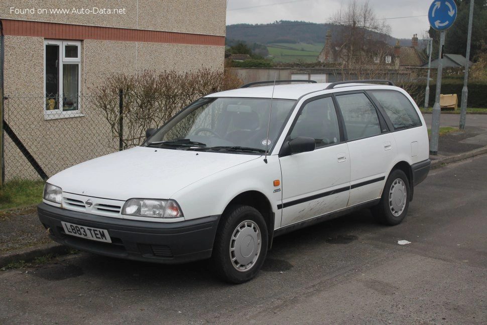 Nissan Primera Primera Wagon (P10)