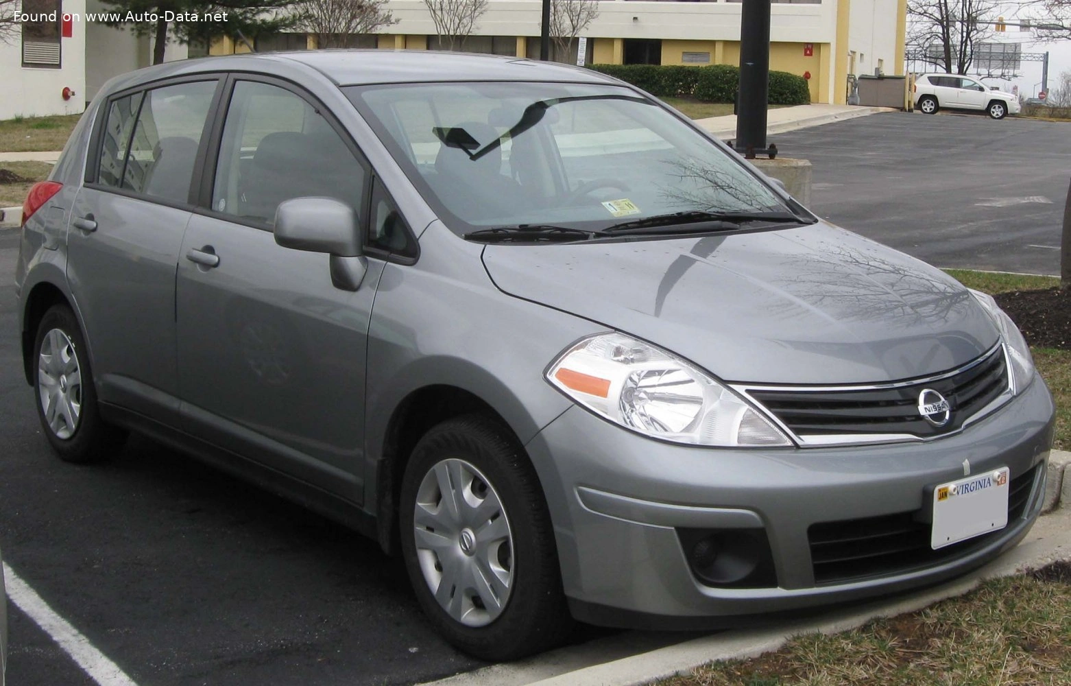 Nissan Versa Versa Hatch