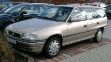 Opel GSi 2.0i 16V (150 bg) (1994)