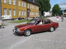 Opel 2.5 E (130 bg) Automatic (1978)