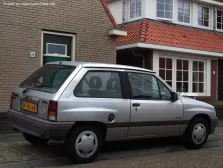 1990 Opel Corsa 1.6 GSi (101 bg) 4