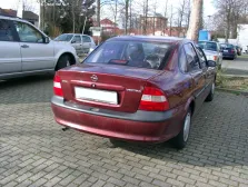 1995 Opel Vectra 2.0 DTI 16V (101 bg) 2