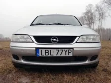 Opel 2.6 V6 (170 bg) (1999)