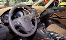 Opel 2.0 CDTI (170 bg) Automatic (2011)