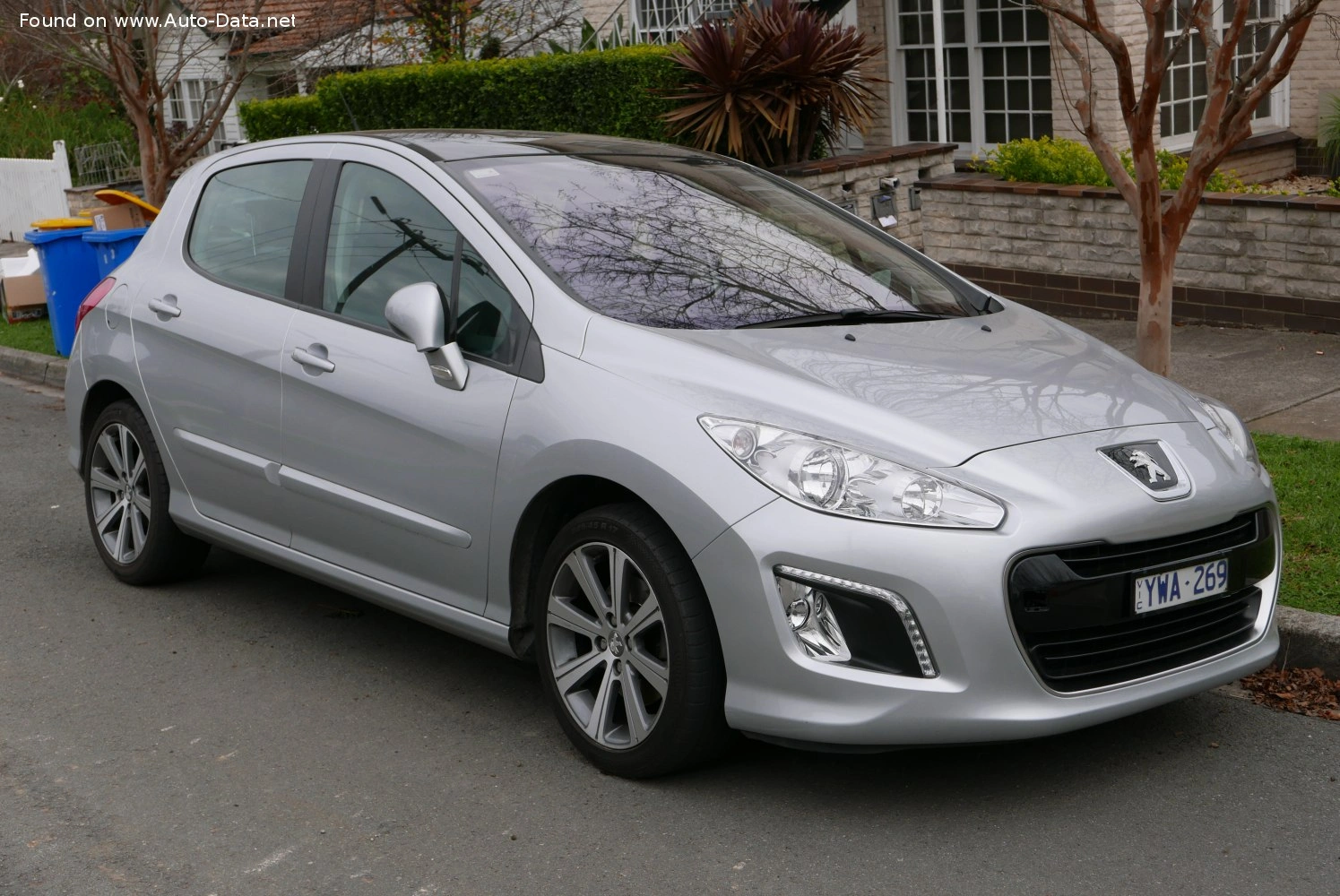 2011 Peugeot 308 1.6 GTi THP (200 bg)