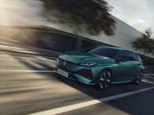 Peugeot E-308 58.3 kWh (156 bg) Electric (2025)