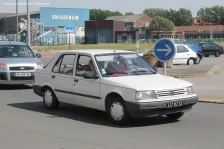 1985 Peugeot 309 1.9 (98 bg) 2