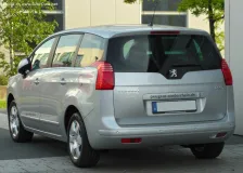 Peugeot 1.6 VTi (120 bg) 7 seats (2009)
