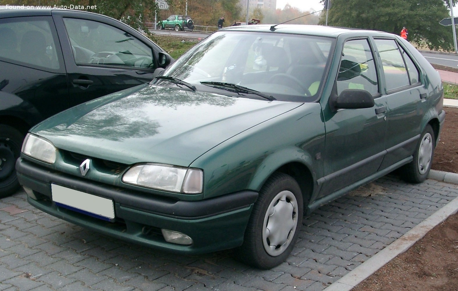 1992 Renault 19 1.4 i (80 bg) Automatic