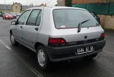 1990 Renault Clio 1.8 i RSi (109 bg) 2