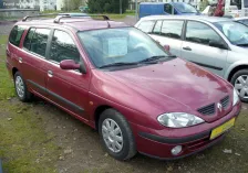 Renault 1.6i 16V (107 bg) (1999)