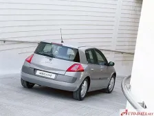 Renault 2.0 16V (135 bg) Automatic (2002)