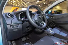 2019 Renault Zoe R135 52 kWh (135 bg) Electric 5