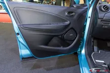 2019 Renault Zoe R135 52 kWh (135 bg) Electric 8