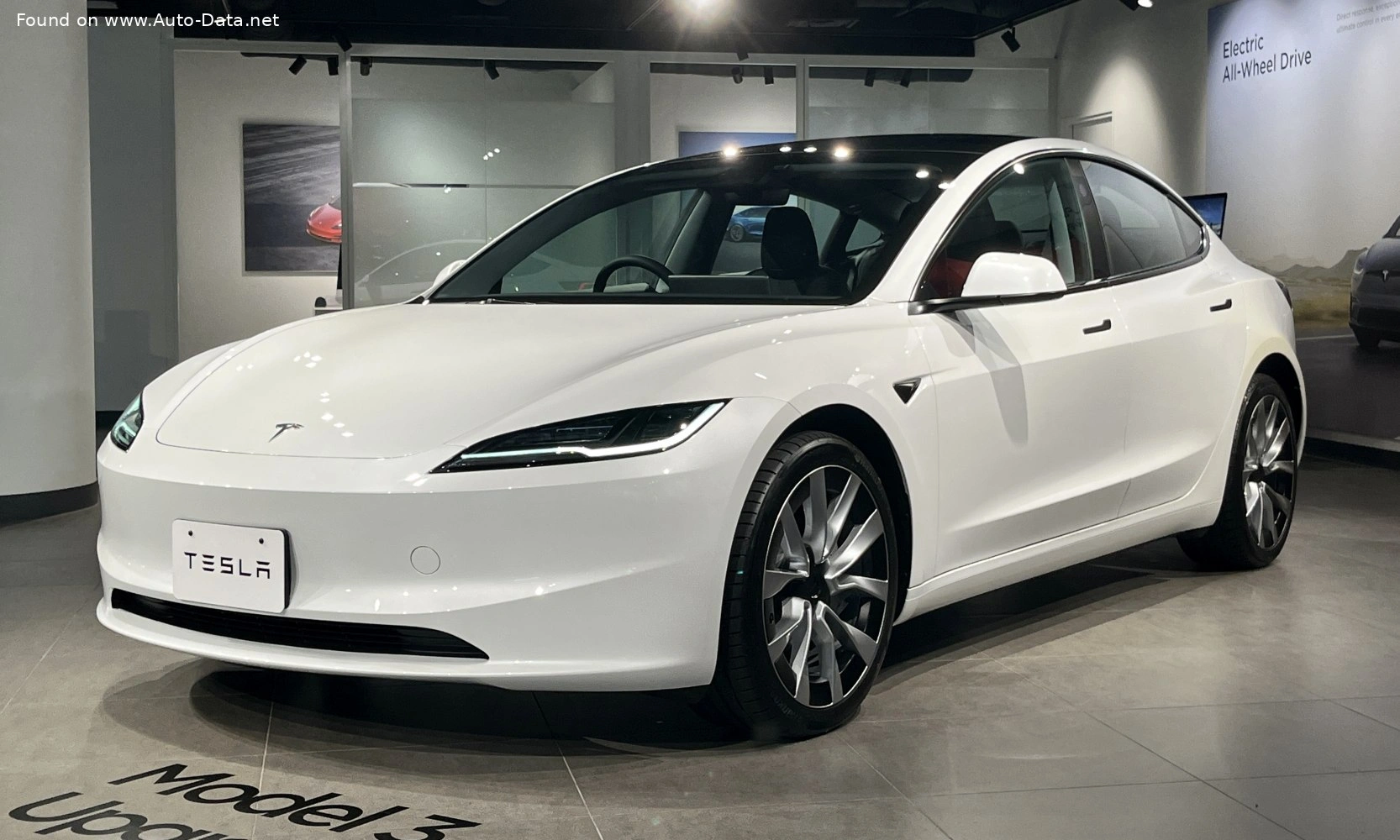 2023 Tesla Model 3 Long Range 82 kWh (498 bg) Dual Motor AWD