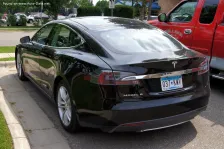 2012 Tesla Model S 70 70 kWh (315 bg) 8